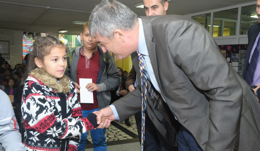 Podrška Općine Centar za romsku djecu koja se redovno školuju
