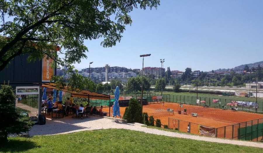Perspektivnim sportistima besplatni termini na teniskim terenima