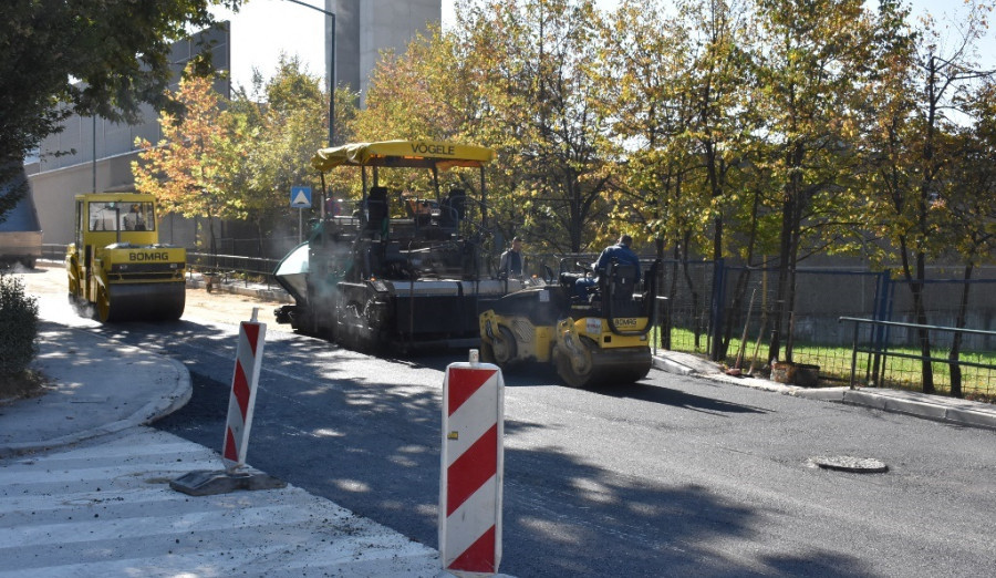 Potpisani okvirni sporazumi za redovno održavanje ulica u Centru