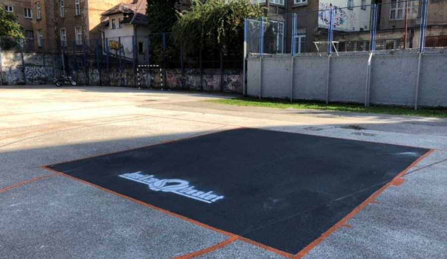 Sutra otvaranje terena za basket na igralištu Metalac