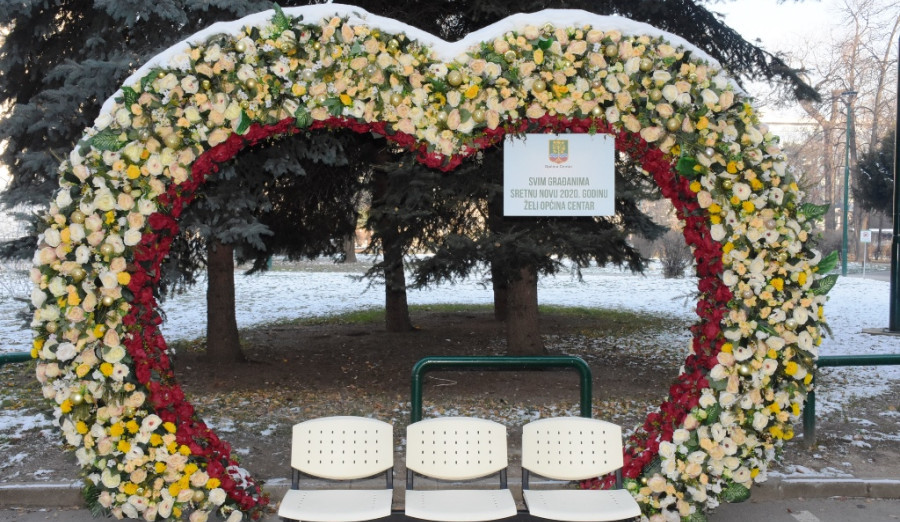 Ajnadžić i Karačić čestitali Novu godinu