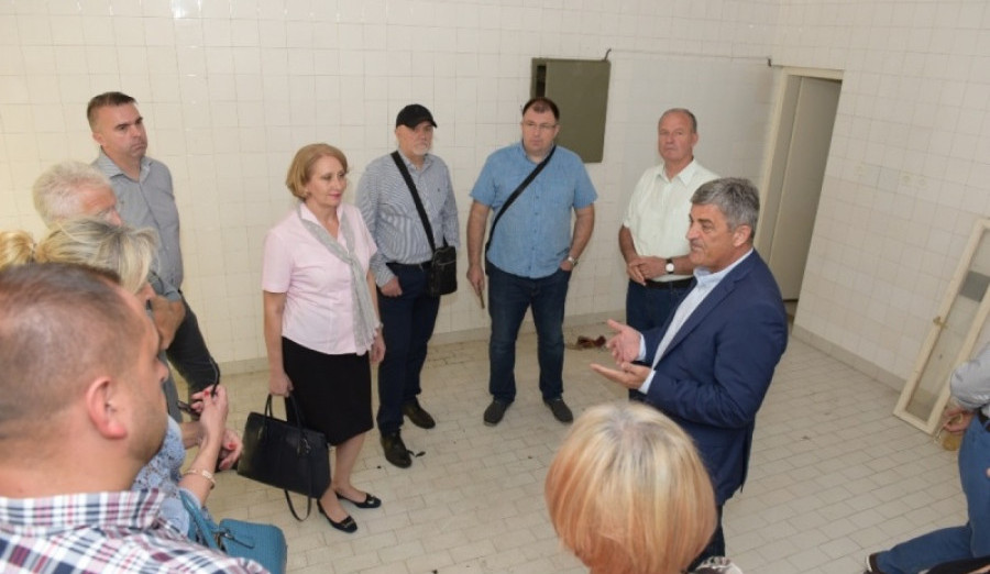 Imenujte Upravni odbor JU Domovi zdravlja kako bi ambulanta u Pionirskoj dolini bila opremljena na vrijeme