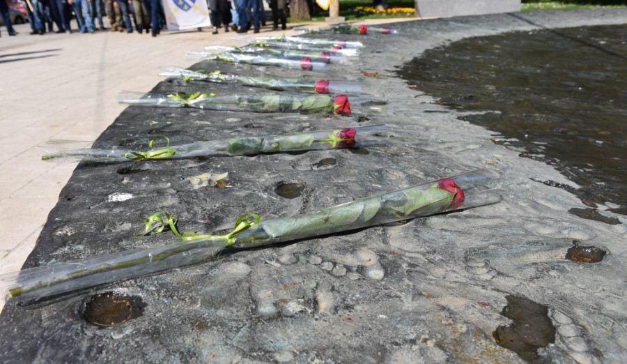 Povodom Dana Općine Centar 2. maja polaganje cvijeća na spomen obilježja 