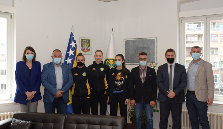 Rukovodstvo Općinskog vijeća ugostilo rukometne reprezentativke