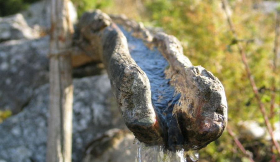 Voda iz lokalnih vodovoda Nahorevo stijene i Mrkovići nije za piće
