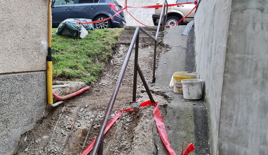 Započeli radovi na sanaciji stepeništa u Ulici Višnjik 21a