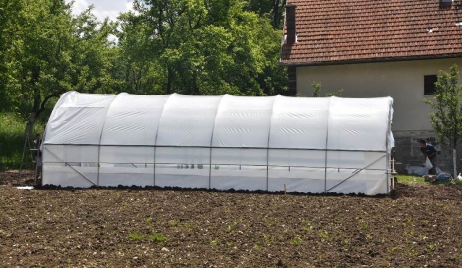 Općina Centar dodjeljuje plastenike socijalno ugroženim građanima općine Centar