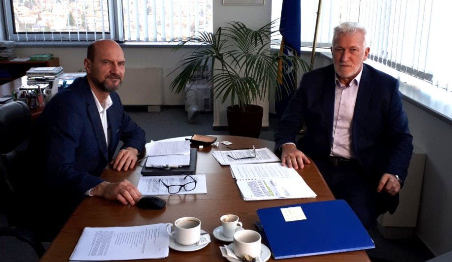 Savez tražio od Agencije za državnu službu FBiH da preispita svoju odluku o obustavljanju provođenja konkursnih procedura