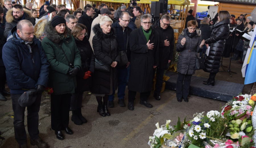 Sjećanje na ubijene civile na pijaci Markale