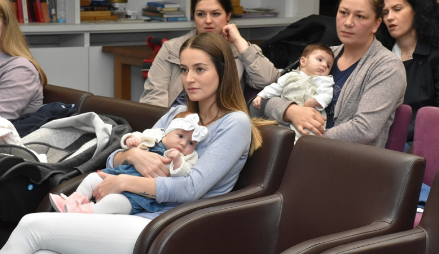 Jednokratne novčane pomoći uplaćene za 20 porodilja iz Centra