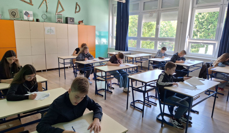 Održano takmičenje osnovaca iz historije