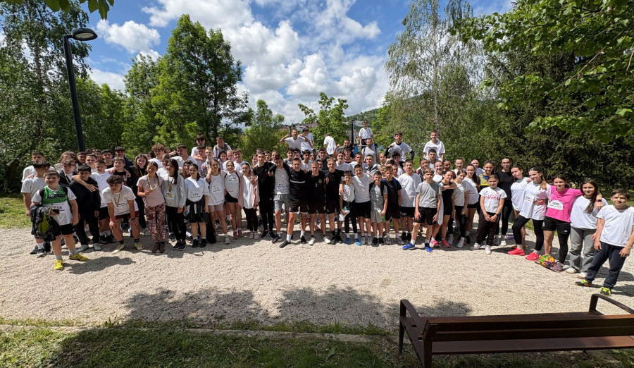 Održan memorijalni kros „Nurka Burazerović“ učenika osnovnih škola