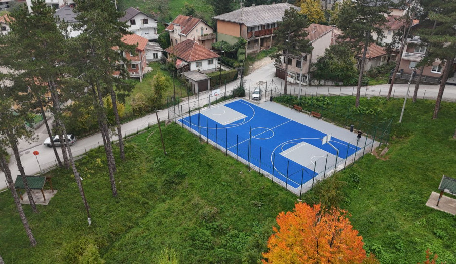 Završeno uređenje sportskog igrališta na Soukbunaru