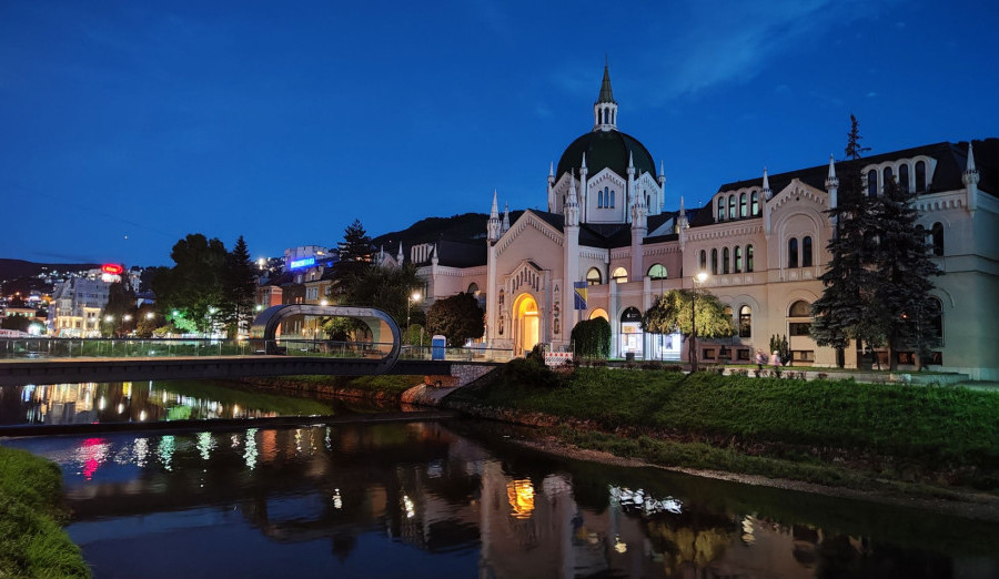 Investiciono održavanje stepeništa i pješačkih staza u Centru