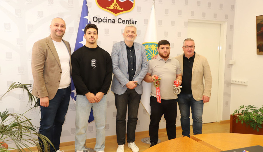 Načelnik Općine Centar ugostio uspješne bh. reprezentativce u dizanju tegova