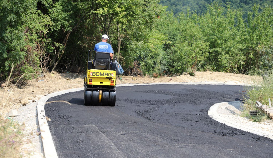 Započelo asfaltiranje Ulice Vranica Brijeg