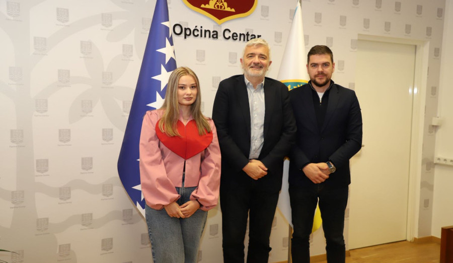 Potpisani ugovori sa predstavnicima omladinskih udruženja